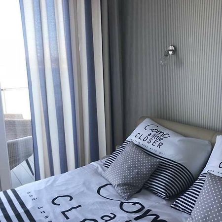 Apartament Z Widokiem Na Jezioro Apartment Rydzewo Luaran gambar